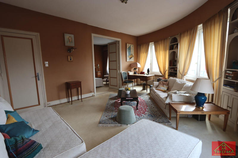 Appartement - 155 m² - 6 pièces