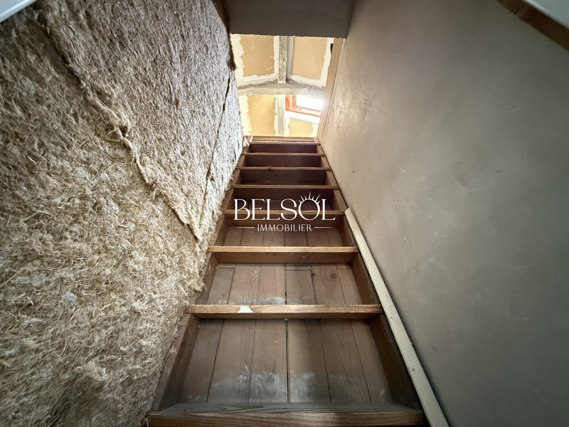 Maison ancienne - 151 m² - 8 pièces