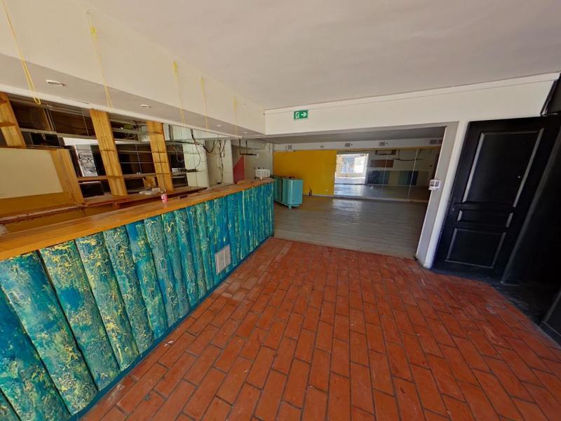 Local commercial - 205 m²