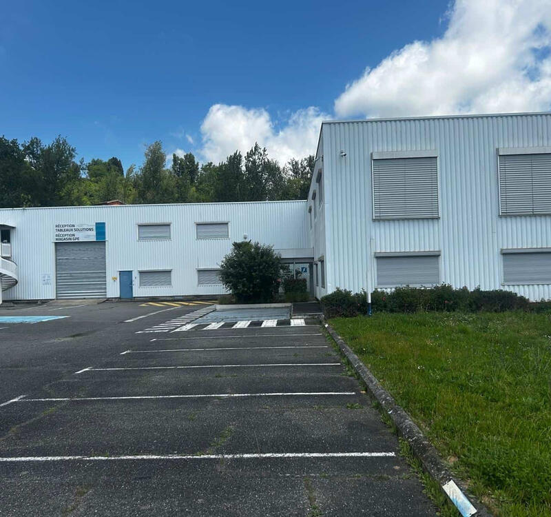 Local commercial - 6 500 m²