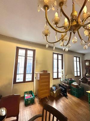 Appartement - 99 m² - 4 pièces