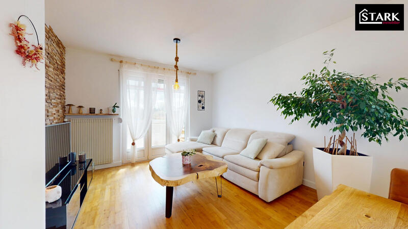 Maison - 103 m² - 5 pièces