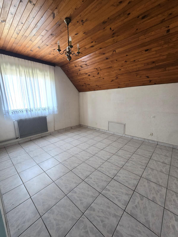 Maison - 163 m² - 7 pièces