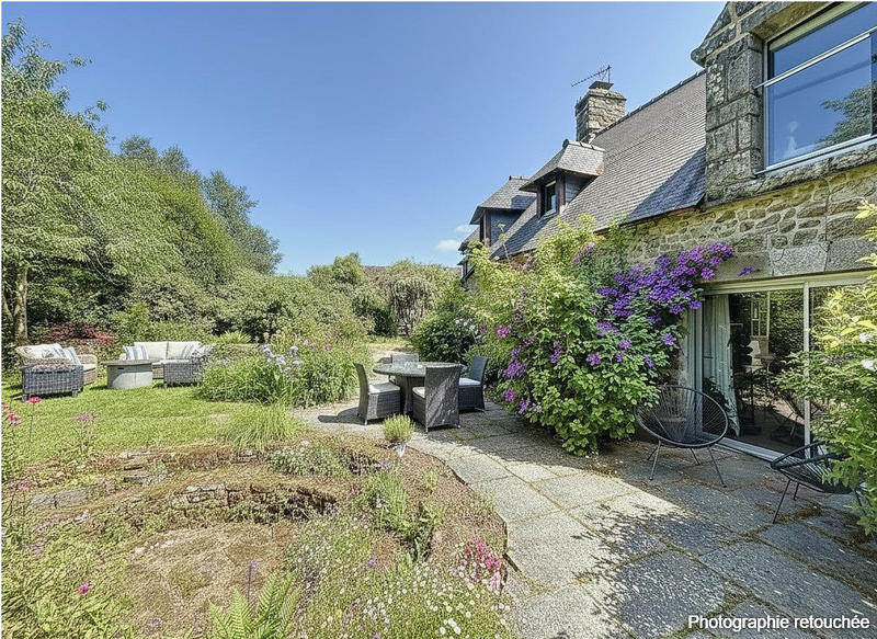 Maison ancienne - 195 m² - 5 pièces