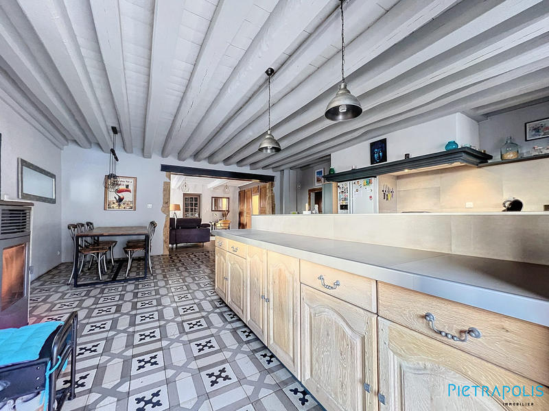 Appartement - 132 m² - 6 pièces