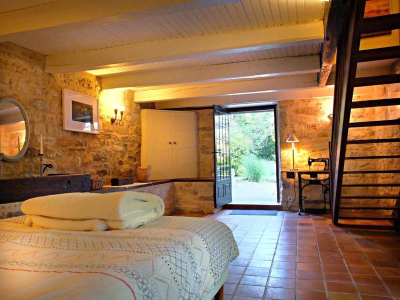 Maison en pierre - 175 m² - 5 pièces