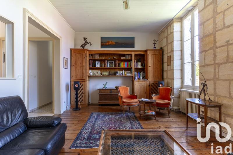 Maison - 200 m² - 8 pièces