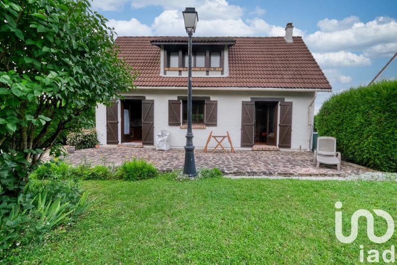 Maison - 95 m² - 4 pièces