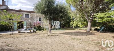 Maison - 228 m² - 7 pièces