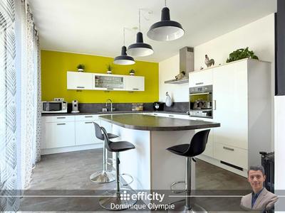 Maison - 154 m² - 7 pièces