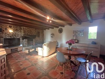 Maison - 196 m² - 11 pièces