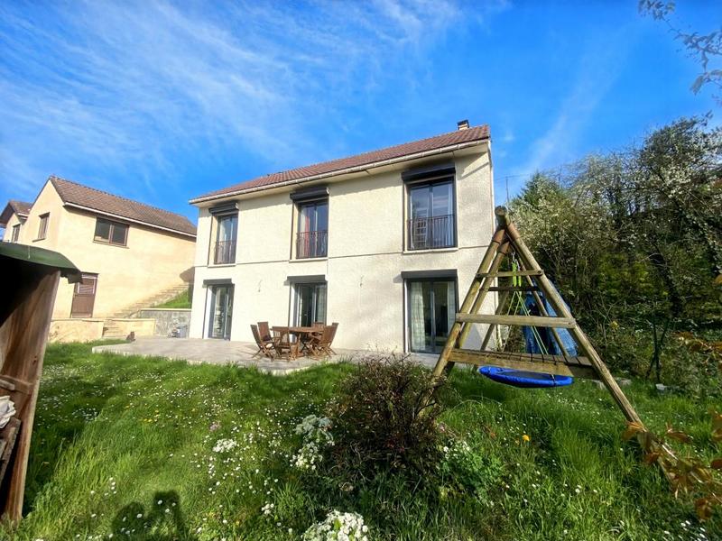 Maison - 170 m² - 4 pièces