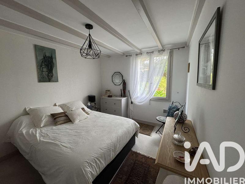 Maison - 128 m² - 7 pièces