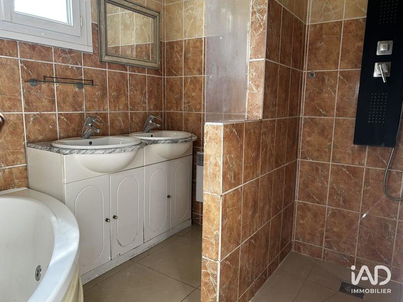 Maison - 158 m² - 6 pièces