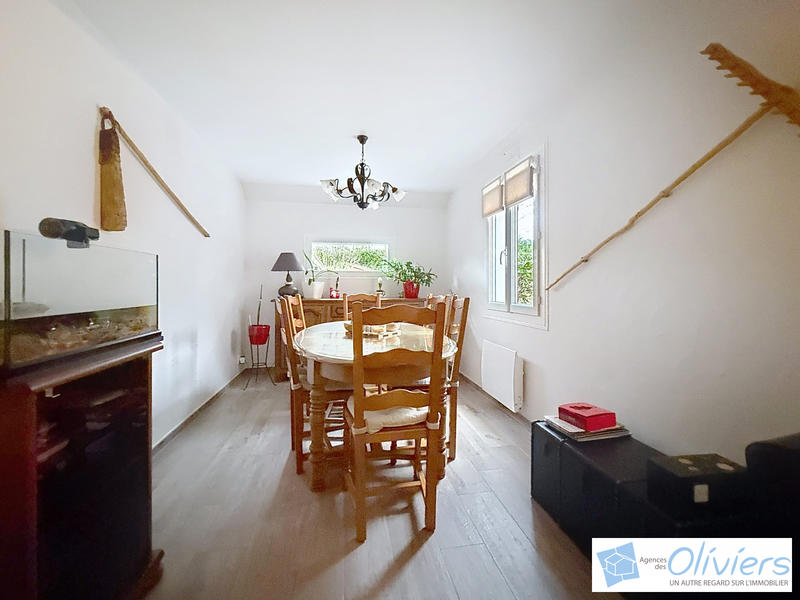 Maison - 97 m² - 6 pièces