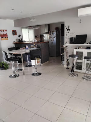 Maison - 127 m² - 4 pièces