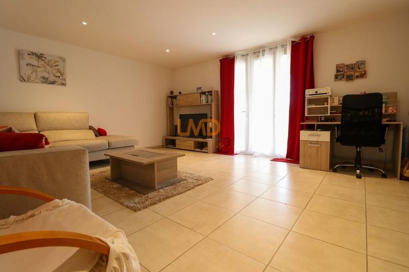 Maison - 185 m² - 6 pièces