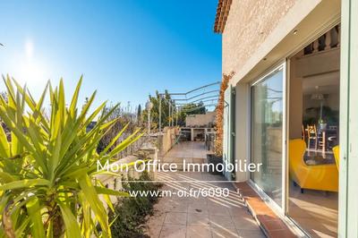 Maison - 165 m² - 6 pièces