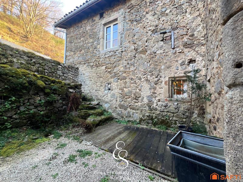 Maison - 244 m² - 8 pièces