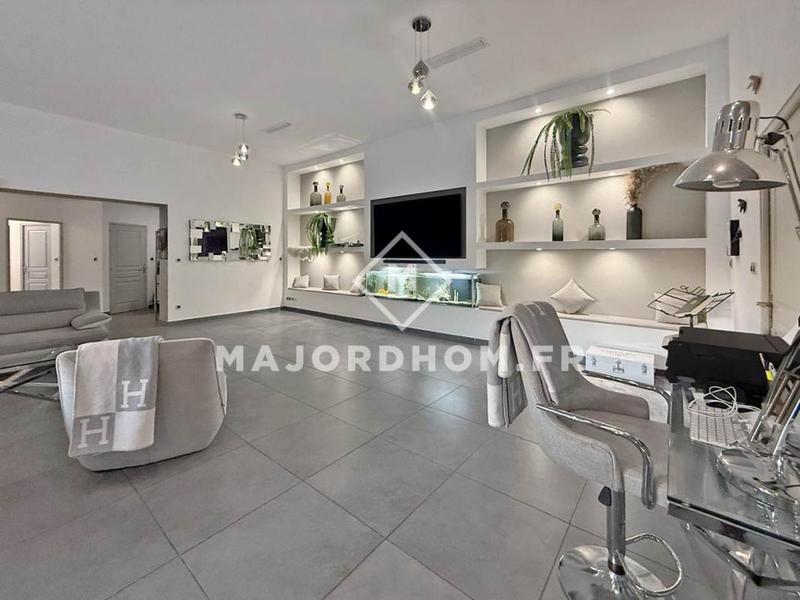 Maison d'architecte - 250 m² - 7 pièces