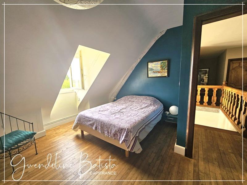 Maison en pierre - 306 m² - 11 pièces