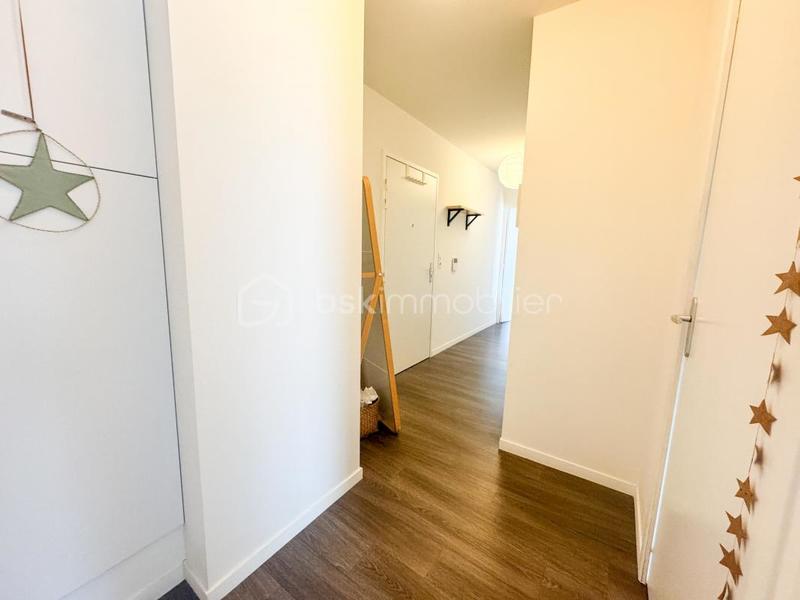 Appartement - 83 m² - 4 pièces
