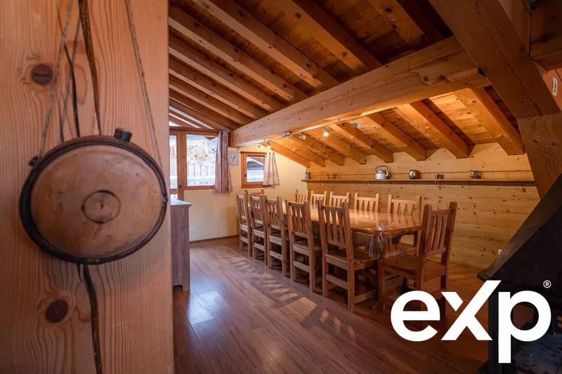 Châlet - 148 m² - 6 pièces