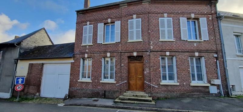 Propriété - 204 m² - 10 pièces