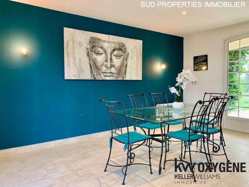 Villa - 207 m² - 7 pièces