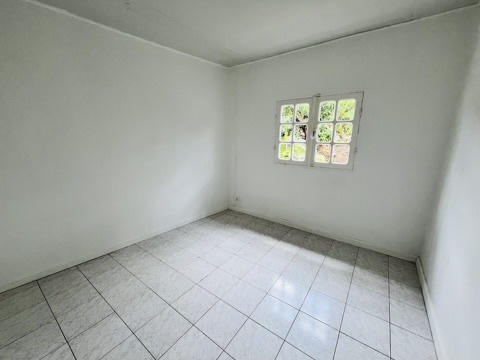 Maison - 79 m² - 4 pièces