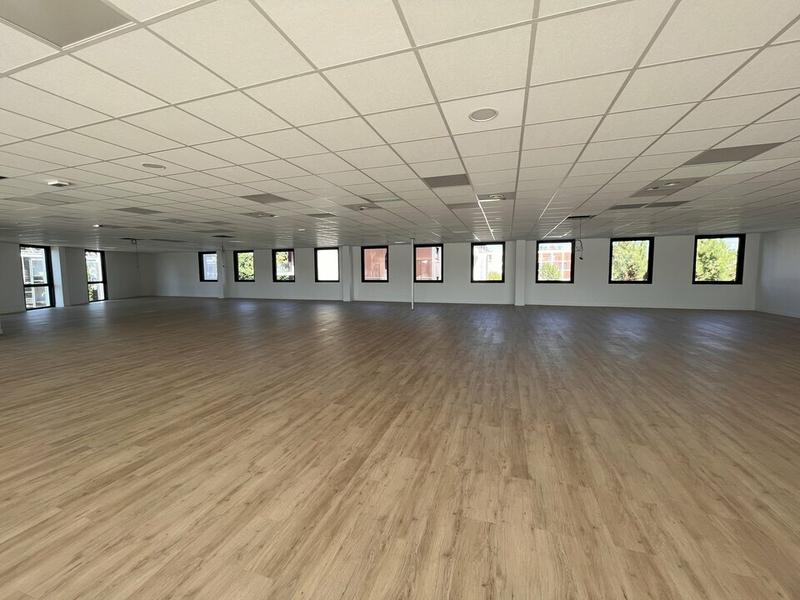 Bureau - 500 m²