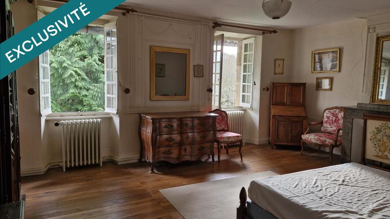 Maison - 400 m² - 12 pièces