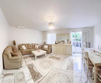 Maison - 86 m² - 4 pièces