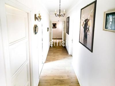 Appartement - 110 m² - 4 pièces