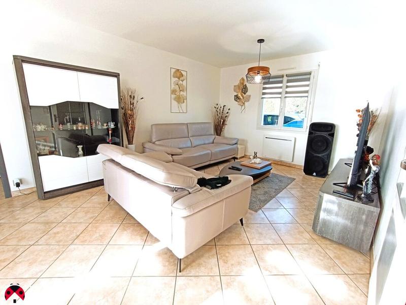 Maison - 102 m² - 5 pièces