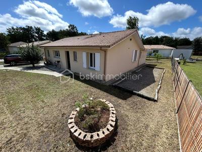 Maison - 116 m² - 4 pièces