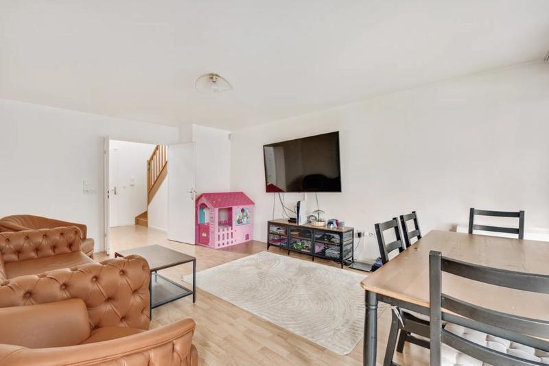 Appartement - 100 m² - 5 pièces