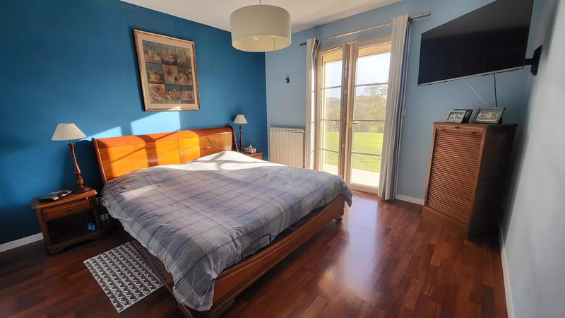 Maison - 204 m² - 5 pièces