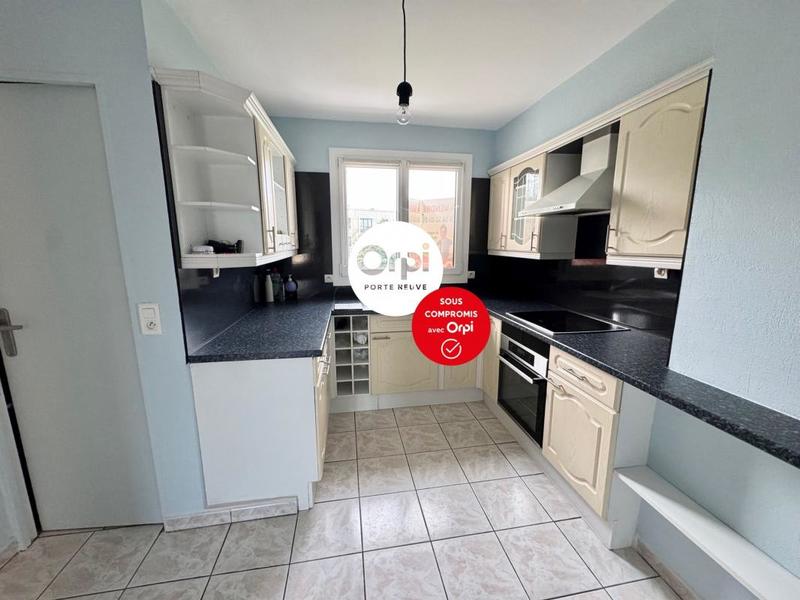 Appartement - 85 m² - 3 pièces