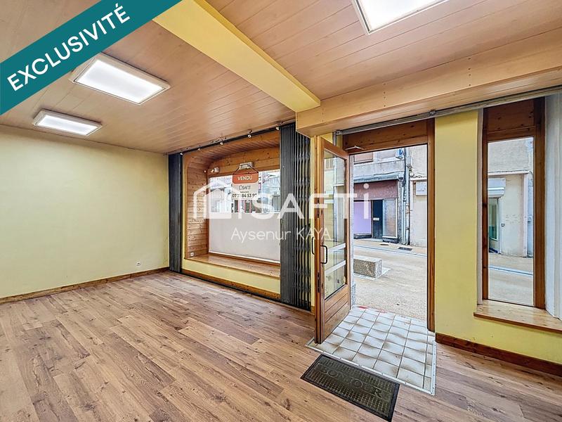 Local commercial - 108 m² - 4 pièces