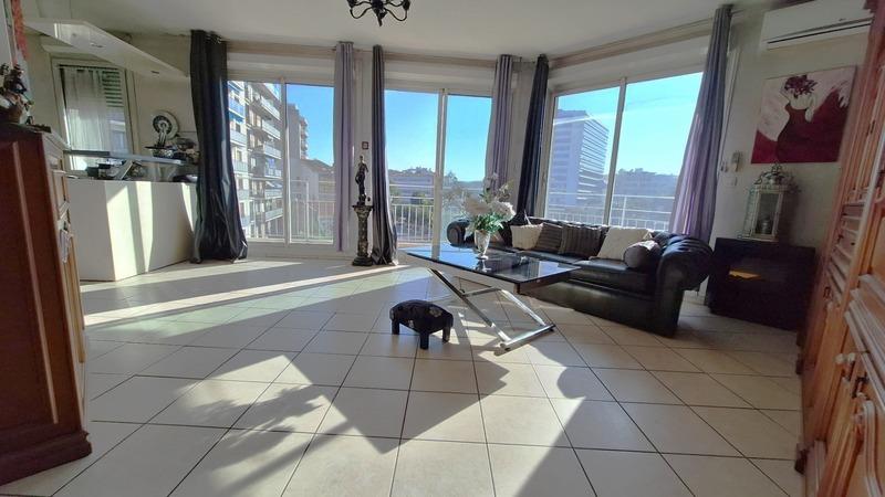 Appartement - 112 m² - 4 pièces