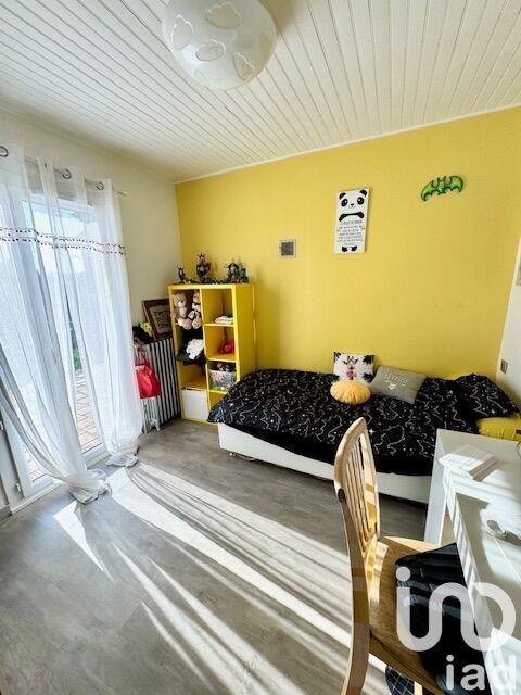 Maison - 85 m² - 5 pièces