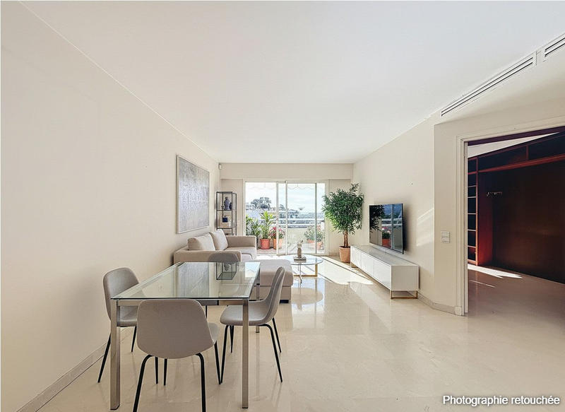 Appartement - 95 m² - 4 pièces