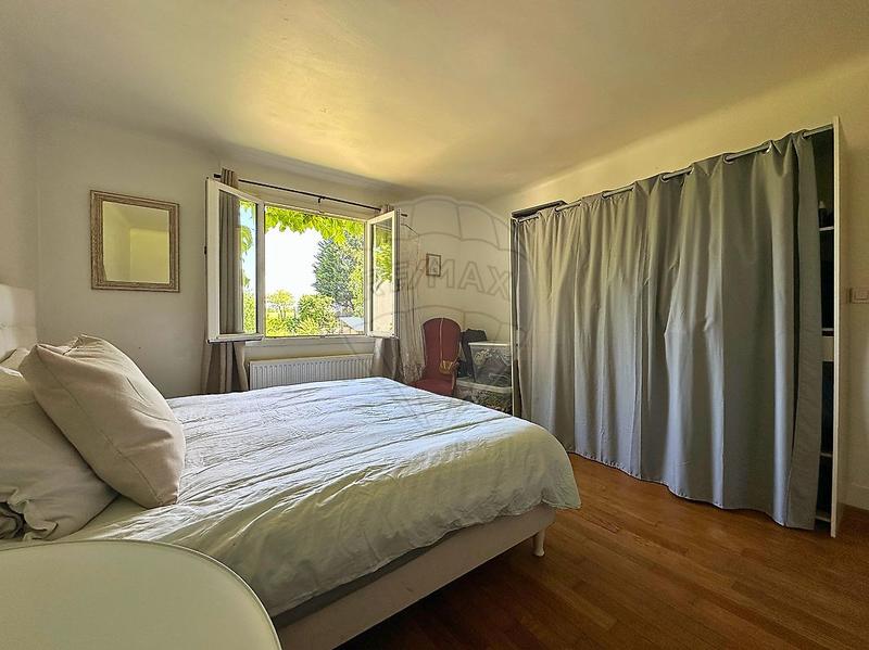 Propriété - 140 m² - 5 pièces