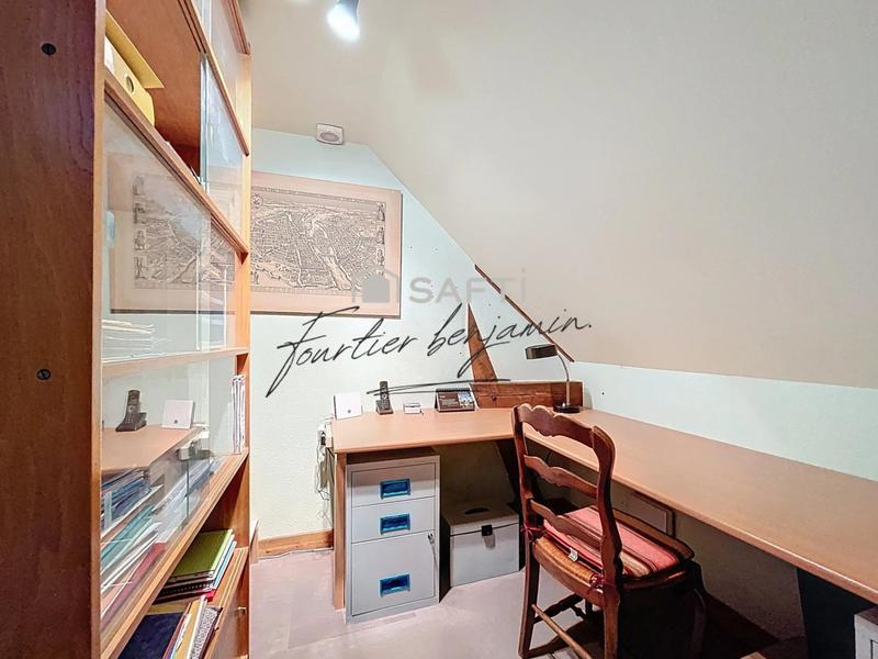 Maison - 186 m² - 8 pièces