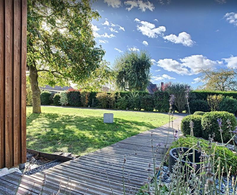 Maison - 199 m² - 8 pièces