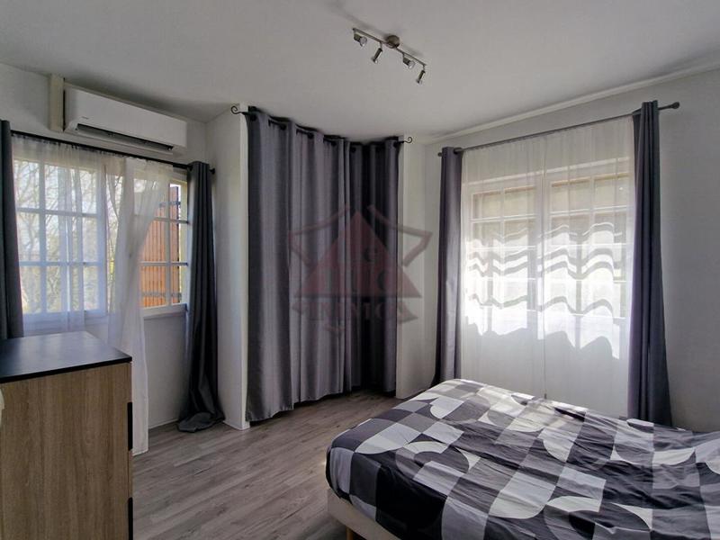 Maison provençale - 220 m² - 10 pièces