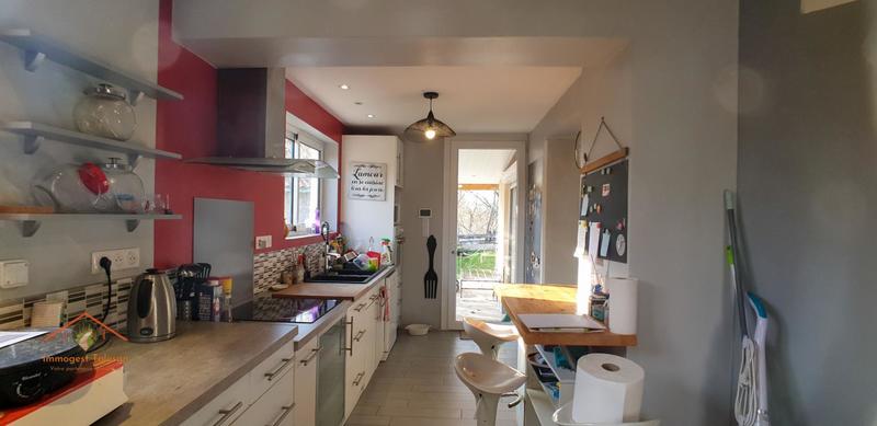 Maison traditionnelle - 160 m² - 5 pièces