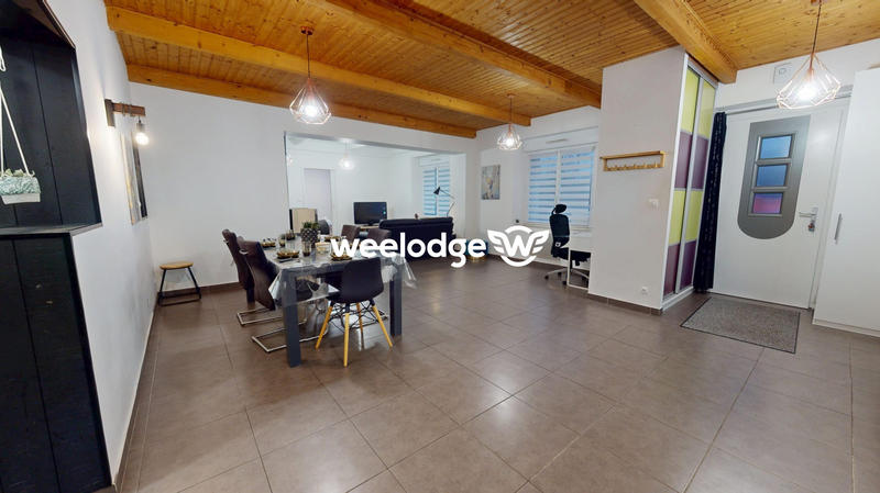 Maison - 101 m² - 5 pièces