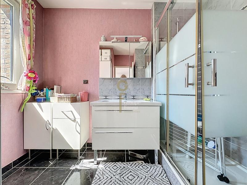 Appartement - 98 m² - 4 pièces